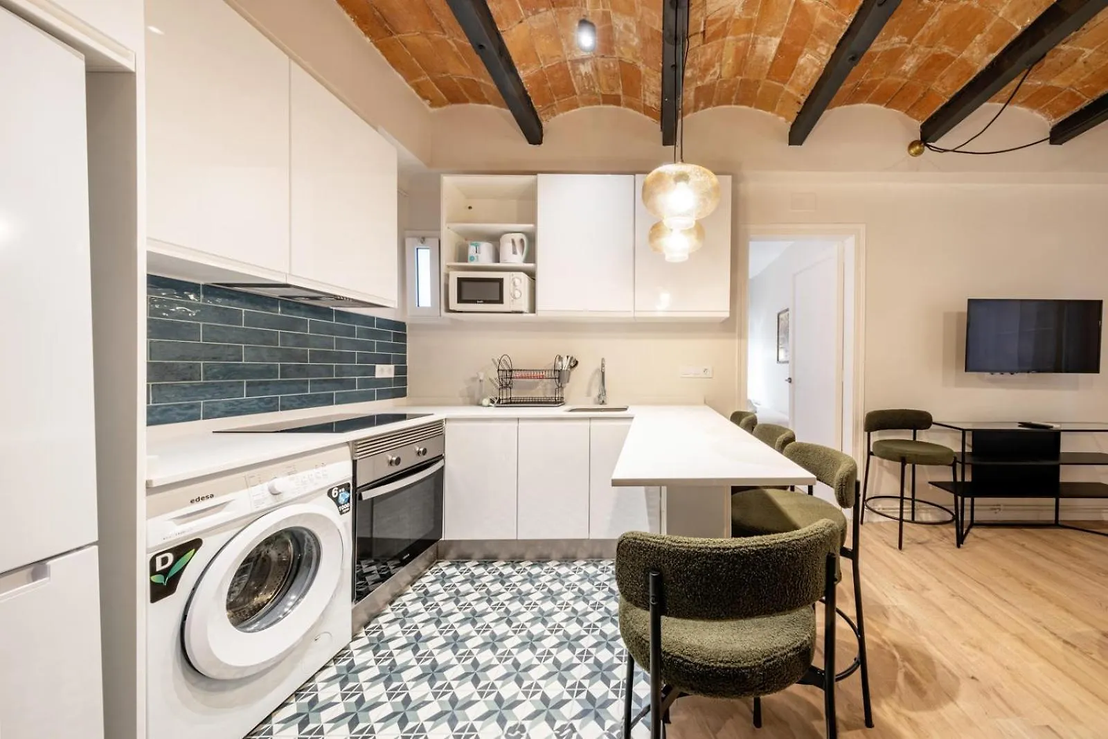 דירה Bebarceloner Eixample Apartments- 4 Bedrooms