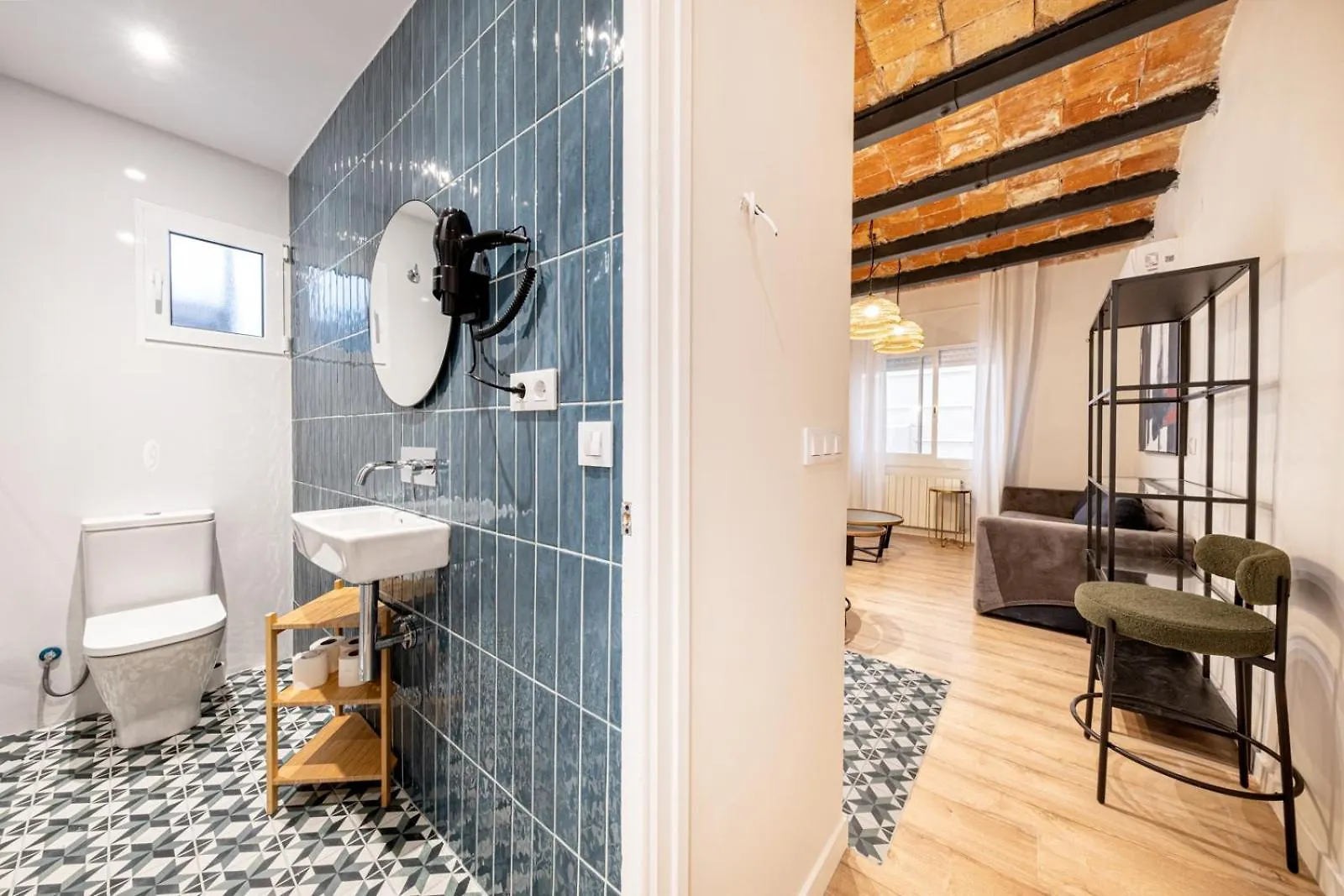 דירה Bebarceloner Eixample Apartments- 4 Bedrooms